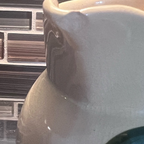 Vintage Watt Pottery Apple Creamer As Is (one chip) - Picture 3 of 13